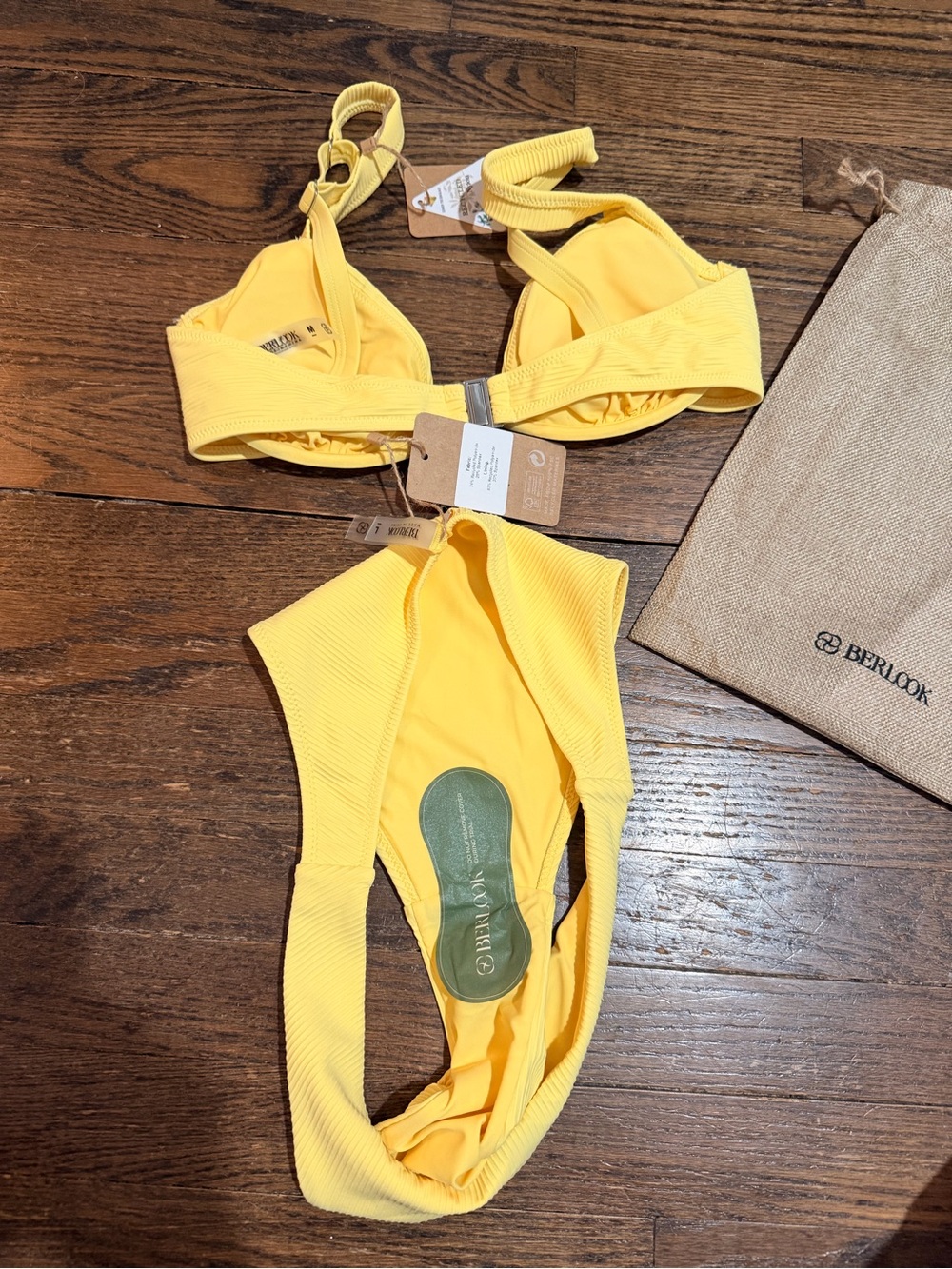 Berlook Yellow Ribbed Underwire Bikini Set - Picture 2 of 5